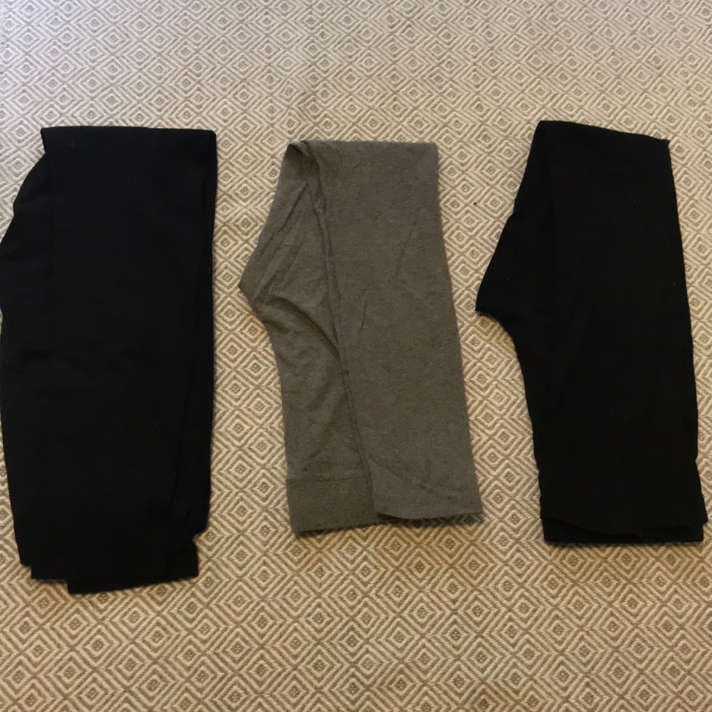 BUNDLE!! 3 Forever 21 leggings!!